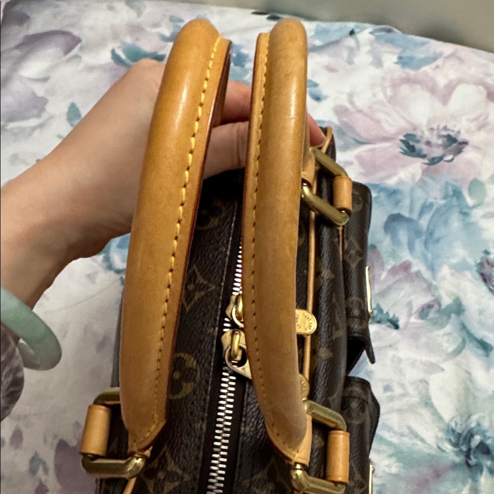 Authentic Louis Vuitton Manhattan PM Brown and Gold Monogram Satchel - Picture 12 of 16